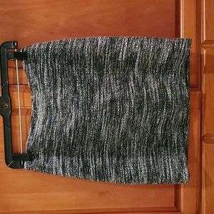 Ann Taylor Boucle Pencil Skirt, Size 4